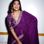 Shriya Saran Instagram – Styled by amazing @jukalker
Beautiful Saree by @kavithaguttaofficial 
Earrings , stunning  @shoppaksha
📸 thank you , you can play with camera and light @venurasuri 

Make up @makeupbymahendra7 
Hair @priyanka__hairstylist