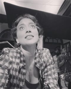 Shriya Saran Instagram - @deohanskiran thank you for the way you light us our world …. Literally Bestest camera man ever