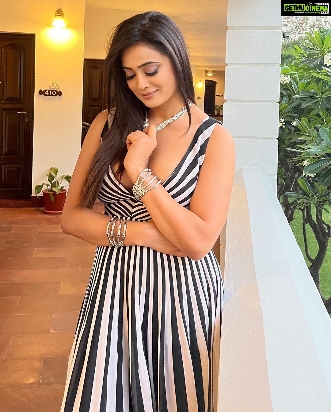 Shweta Tiwari - 499.6K Likes - Most Liked Instagram Photos