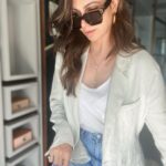 Simran Kaur Mundi Instagram - Getting #candid at #work 💛