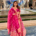 Soha Ali Khan Instagram - Think pink ! #weddingdiaries #sangeet