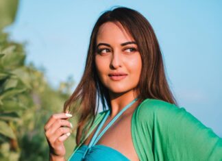Sonakshi Sinha Instagram - Where theres blue… theres green 🌎 Fun impromptu shoot with @yashlightroom at the lovely @vakkarumaldives… an amazing experience put together by @travelnlivingin 💚 #vakkarumaldives #experiencesbytravelnliving Vakkaru Maldives