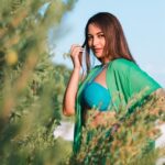 Sonakshi Sinha Instagram – Where theres blue… theres green 🌎 

Fun impromptu shoot with @yashlightroom at the lovely @vakkarumaldives… an amazing experience put together by @travelnlivingin 💚 

#vakkarumaldives #experiencesbytravelnliving Vakkaru Maldives