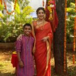 Sonali Bendre Instagram - I just wanted Sagar to celebrate Gudi Padwa with his family, while I cannot replace the joy and love that his family had to give him. I just wanted Sagar to know he was not alone... and also being able to give him some good memories for the festival this year! 🥰 Love you Sagar #HappyGudiPadwa . . . #Repost @zeetv #SagarVarpe aur #SonaliBendre milkar manaayenge Gudi Padwa, dekhkar ek Maa ki mamta, #GeetaKapur karengi unhein dil se sajda. 💓 Dekhiye #DIDLilMasters, iss weekend, raat 9 baje, sirf #ZeeTV par aur kahin bhi, kabhi bhi #ZEE5 App par. #DanceKeBaap #DIDKiJhalak #DIDCuts #GrandPremiere #DIDTrio @remodsouza @iamsonalibendre @imouniroy @ijaybhanushali @jhavartika @vabs_blockbusterentertainer @paulmarshal @geeta_kapurofficial @terence_here @fullscreenentertainment @sagardreamdance