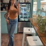 Sonam Bajwa Instagram - 𝓢𝓮𝓵𝓯𝓲𝓮𝓼 𝓪𝓻𝓮 𝓫𝓪𝓬𝓴 🤍