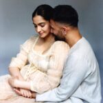 Sonam Kapoor Instagram – Obsessed with you @anandahuja 🧿 #everydayphenomenal