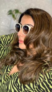 Sonia Mann Instagram - MISS SONIA MANN AT TRESS LOUNGE FOR HAIR TRANSFORMATION @soniamann01 
Visit your nearest Tress Lounge for luxury hair and beauty services. 
📍Sco 30-31 sector 8C Chandigarh 
📞01724656581, 6239163922
.
.
.
.
.
.
.
.
.
.
.
.
@tressloungeluxeofficial @tresslounge80 @tressloungeacademy @tressloungepanchkula
@tressloungezirakpurofficial #soniamaan #soniamann 
#viral #viralvideos #viralreels #trending #trendingreels #trendingsongs #reelitfeelit #reels #reelsinstagram #trendingnow #punjabisongs #reelkarofeelkaro #trendingvideos #chandigarh #hairstyles #hair #haircolor