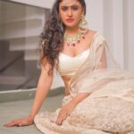 Sony Charishta Instagram – #🤍🤍🤍🤍 ..
…
.
.
.
.
 
 
…
.
.
.
.
…….

..

@acharya_photography #@beingshayyub #tollywoodactress😍 #tollywood #tamil #kollywoodactress @trendingpicstoday_ #trending #viral #viralposts #southactress #traditional #traditionalwear #sonycharishta #sonycharishtafanc #indianactress #jewelrylovers #jewellery #jewelrydesigner #garara #traditionalwear😍 #traditionalstyle#queen #queens#mullu #malluactress @actress_addaaa @indianactresshot @mallu.actress.gallry @actress_glitz_india @bollytellymania @actressbeautyaddiction2.0 @actresses_galleries @tollywood_actress_addict @tollywood_actress111