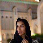 Sophie Choudry Instagram - So many beautiful festivals being celebrated today! Happy #Ugadi #Navratri #chettichand & #gudipadwa . And #RamadanKareem to all those celebrating! May it be a blessed & spiritually uplifting month for all & may your prayers be answered🌙🤲🏼🙏🏼Sending so much love to everyone! 💕