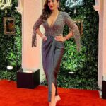 Sophie Choudry Instagram - Be a diamond in a rhinestone world.. precious & rare 💎 Gown @rohitgandhirahulkhanna Jewels @popley.eternal Styling @tanimakhosla HMU @ambereenyusuf 📸 @dreamdiariesindia #diamond #diamondearrings #diamondring #jewels #bling #glam #redcarpet #ootn #laterglam #sophiechoudry #glam #styleinspo #beautyinspo #tbt