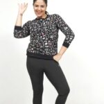 Sreemukhi Instagram - #ContestAlert IT IS TIME!! Time to enjoy Meesho Arrey Waah League ka 2nd challenge! This League has 4 exciting Challenges with a lot of savings and chances to win various prizes too! Our team stands at 9th position , par dil chota mat karo cause we will rise to the top 1! Dance your heart out and keep the spirit high by participating and following these steps: 1) Follow the @meeshoapp 2) Dance and make a video by selecting the audio box at the bottom right of this reel and tag our team #HyderabadDealBlazers!! AND You can stand a chance to be featured on Meesho’s page, along with winning Match Tickets, Meet & Greet, IPL Official Merchandise and Vouchers upto Rs.500! @sreemukhi #MeeshoArreyWaahLeague #MeeshoArreyWaah #ArreyWaah #ArreyWaahHyderabad #MAWL #Meesho #MeeshoApp #Hyderabad