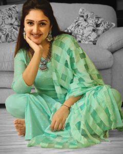 Sridevi Vijaykumar Instagram - Tamil puthandu vazthukal 🙏 #happytamilnewyear
