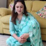 Sridevi Vijaykumar Instagram - Tamil puthandu vazthukal 🙏 #happytamilnewyear