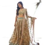 Srinidhi Ramesh Shetty Instagram - Hyderabad 💛 #KGFChapter2 💫💥 Outfit - @archanajaju.in Jewellery- @chahathjewels Styled by - @ashwin_ash1 & @hassankhan_3 Asst by - @hansikamawle Pics - @portraits.by.sucharitharao MUA @kiranmakeup Hair @chakrapu.madhu