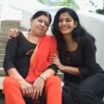 Sshivada Instagram - Wishing a very happy birthday to the strongest women i have ever known, who gave me life and then taught me how to live it to the fullest.Am always grateful for your unconditional love, for believing me when others didn't, for always supporting and being there for me. Thankyou for making me who i am. Love you to the moon and back. Happy birthday Amma...😘😍🥰 PC : @vishnuprasadsignature @reshma.rohini #amma #happybirthday #happybirthdaymom #birthday #wishes #mypillarofstrength #myhappiness #supermom #loveandsupport #motherslove #gratitude