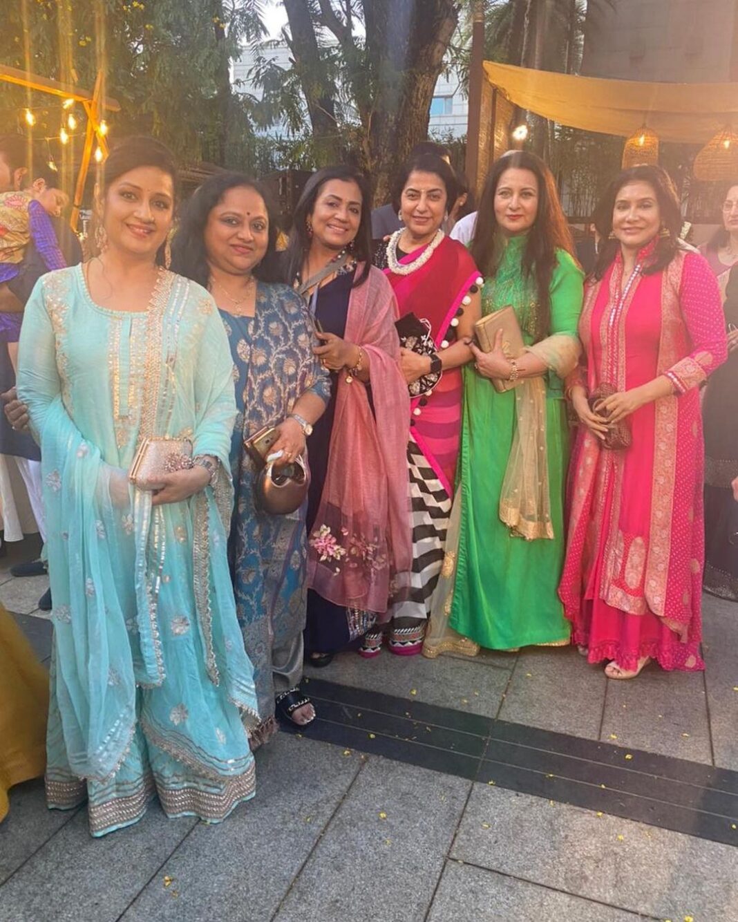Suhasini Maniratnam Instagram - Glorious wedding gorgeous buddies.