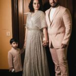 Suja Varunee Instagram – ✨ EL Familia…
MINE 💫

Shiva costume by @zara
Suja and Adhvaaith costume by @mokshaa_chennai
MUA @oasiaugustina94
Hairstylist @durga_hair_stylist
Accessories @mspinkpantherjewel
Photography @weddingssk

#familia #myfamilia #mine #familytime #familyfirst #familylove #familyphotography #familywedding The Leela Palace Chennai