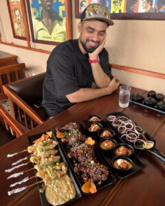 Tovino Thomas Instagram - Sneaking in another Cheat Day🤤 @somewherenice_restocafe #chickensataywithpeanutsauce #chickenhotguns #middleeastshots #beefdryfry #somewherenicerestocafe Somewhere Nice