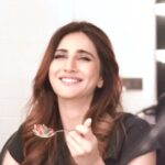 Vaani Kapoor Instagram – Chia to chips 🫣🫠
#OnMyPlate