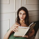 Vaani Kapoor Instagram – If you don’t like to read, you haven’t found the right book 📖 #bookstagram 🪷