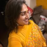 Vanitha Vijayakumar Instagram - @vanithavijaykumarstyling coord saree blouses…ready made T-shirt blouses with designer sarees