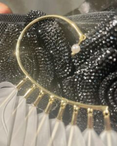Vanitha Vijayakumar Instagram - Feather ear cuffs Price - 1299 Dm for orders / WhatsApp 📞+91 9444501747 📩for enquiries #vanithavijaykumarstyling #vanithavijaykumar #earrings #accessories #onlineorders #summer #summervibes #colours #fashion #fashionlovers #easter #jewelleries #jewellery #india #now #trending #trend #vanithavijaykumarstyling #earcuffs #feathers #featherearcuff #feathers #elegance Khader Nawaz Khan Road