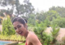 Vidisha Instagram - I’m having fun witnessing and playing with the magic and mystery of the universe !! . . . @officialjoshapp . #universe #mystery #magic #love #mysterious #red #free #wild #vidisha #vidishasrivastava #life #conspiracytheory
