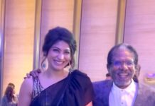 Vijayalakshmi Instagram - He is super cute 🤗♥️ Nobody could match his energy level 🧿 That dance ♥️ #bigfan #bharathiraja sir #legendrydirector Wearing @annamstudio