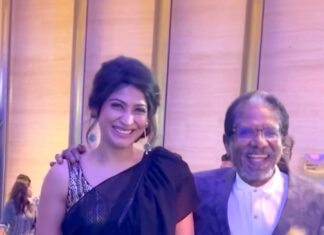Vijayalakshmi Instagram - He is super cute 🤗♥️ Nobody could match his energy level 🧿 That dance ♥️ #bigfan #bharathiraja sir #legendrydirector Wearing @annamstudio