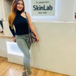 Yaashika Aanand Instagram - I visited @skinlabindia Chennai for my routine skin care. I only trust DrJamunaPai’a Skinlab with my skin. They have the best medi facials, treatments for acne, laser hair removal, fillers and everything you need to keep your skin glowing. For more details call : SkinLab Chennai - Khader Nawaz Khan Road - 7358400400 #SkinLabChennai @drjamunapai #yashika #explorepage #skincare Dr. Jamuna Pai's Skinlab