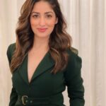 Yami Gautam Instagram – 🌿 
#DasviPromotions

Styling: @alliaalrufai
Assisted : @shubhangini_gupta 
Outfit : @worldofasra 
Hair: @sajzdot
Make-up:  @tanvichemburkar