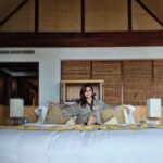 Aarti Chhabria Instagram - Blurry #sundayafternoons ! ❤️🥰 . . . . . . . . #sunday #lazy #chillin #beachview #luxurytravel #luxurylifestyle #luxuryhomes #luxuryhotel #blissfulliving #aartichabria #laying #bedroom #bed #angsana