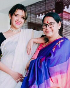 Abhirami Suresh Instagram - To our Maa.. Our Goddess... Our everything... ♥️🙏🏻 Happy Mother’s Day ♥️🥰 . . . #mothersday #happymothersday #amma
