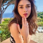 Aditi Rao Hydari Instagram – 🖤🤍

#MyLifelsAMovie
#vivoX80Series
#vivoAtCannes
#cannes2022
#ARHxCANNES
@vivo_india Cannes Film Festival 2022