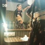 Aditi Rao Hydari Instagram – Dancing is life 
Dancing in my van is an emotion 😝

Stealth mode camera operated by resident stalker @ssubberman 🧐

Commentary by @eltonjfernandez ( ‘rubbish’ being the loudest!) 
And @dkhushbu 🤐