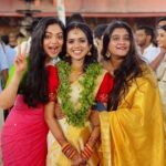Ahana Kumar Instagram - Another girl I grew up with , casually got married yesterday … @sreelekshmi.madhu 😘♥️ Here’s wishing you a lifetime of all that you are , which is fun , funny , happy and jolly. And I hope you will make @sumitkr2108 watch Sreekrishnapurathe Nakshathrathilakam at the earliest , so we can include him in our jokes too. Ok Byeeeee 😘😘♥️ Guruvayoor