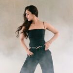 Aishwarya Arjun Instagram - Back to Black 🎵🖤