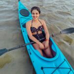 Amala Paul Instagram - Row row row your worries away on a sunny day! 🌞 🏖️ #kayak #backwaters #waterbaby #rowrowrowyourkayak