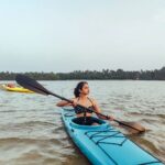 Amala Paul Instagram – Row row row your worries away on a sunny day! 🌞 🏖️

#kayak #backwaters #waterbaby #rowrowrowyourkayak