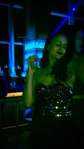 Ameesha Patel Instagram - Some evenings are simply spectacular… and sooooo memorable👠👠💋🧿🧿💃💃💃💃🪩🪩🪩🪩