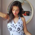 Anaika Soti Instagram - Don't see my TV 🙈