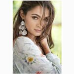 Andrea Jeremiah Instagram - 🍉🍉 📸 @soondah_wamu 👗 @chaitanyarao_official MUH @touchofandy @sharmilahairstylist