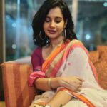 Angana Roy Instagram – Aisa kya bhala mann mein khal raha?

Thank you for the beautiful outfit @anushree_malhotra_designs ❤️

📸@ayan.bhattacharjee_ 

#tuesdayvibes #sareelove #whitesummer #whitesaree #pinkandwhite #combination #songoftheday #rozroz #lookoftheday #tuesdaypost #designersaree #desilook #nightphotography #samsunggalaxy #portraits #lovefromA