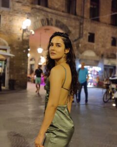 Angira Dhar Instagram - By the night.. 🎷 #florence #firenze #travel #music #looseyourself