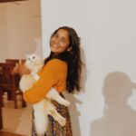 Anikha Instagram – embracing the cat lady aesthetic.