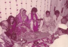 Anil Kapoor Instagram - You gave us your blessings once...now my ‘other’ family needs blessings to start a new journey kyunki shaadi ke baad sab badal jaata hai...🙏🏻