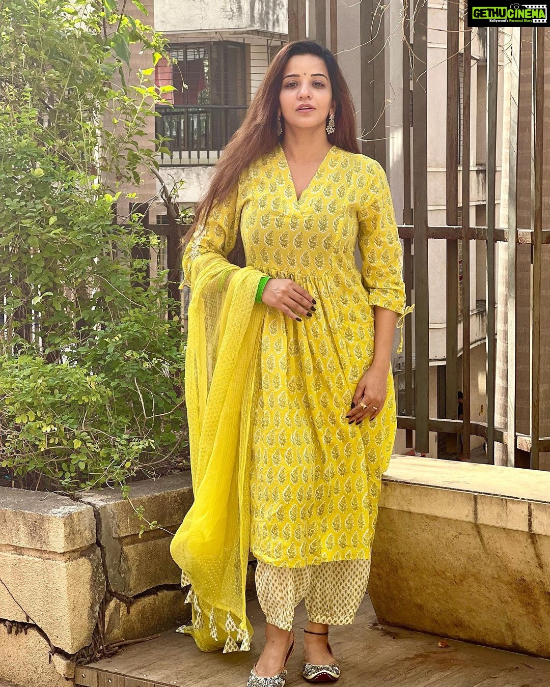 Antara Biswas Instagram - 💛💛💛💛… THE LESS I NEEDED … THE BETTER I FELT ….