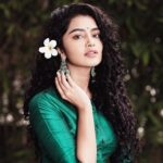 Anupama Parameswaran Instagram - Pachai nirame 🍃 Outfit: @sthriofficial Stylling: @naveentummapudi_official @sravanthidhontha Shot by: @venkat_photography_hyd