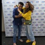 Archana Instagram - So in #worldlaughterday @amitandon17 @radiocityindia studio .... me commenting on #standupcomedy & he kn us #radiojockey #rj 🤪😜🙃😁🤭😬😆🤣😂 . . . #laughter #amittandon #laugh #laughter #love #delhi #mumbai #standup #radio #wow #sogood #❤️ Radio City