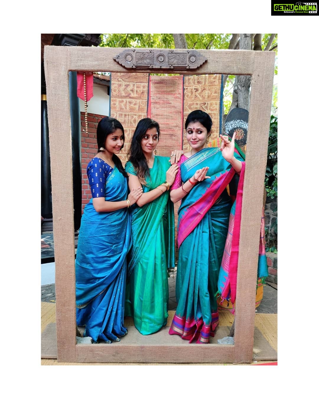 Archana Jois Instagram - Natya kala conference, Day 2. Theme - depths of jal #nkc #nkc2019 #nirikshana #jal #water #blue #5elements #dance #art #learn #pose #click #chennai #margazhi #december #nomakeup #nofilters #intheframe #framed Krishna Gana Sabha